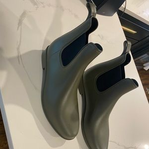 Short Hunter Green Rainboots